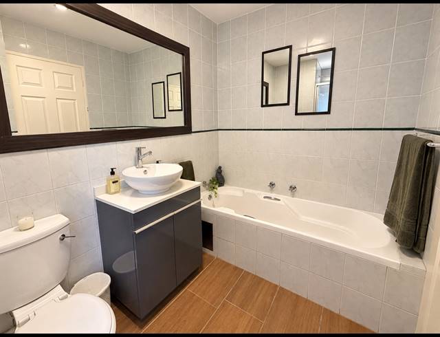2 BEDROOM APARTMENT FOR SALE IN NORTHCLIFF